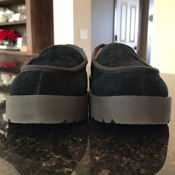 New UGG Super Moc Slipper, Black Cozy Loafers, Slip-Ons, Fuzzy Slippers, UGGs - Picture 12 of 14